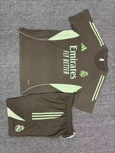 Kids Real Madrid Training Tracksuits 25/26 Football Kit Soccer Jersey