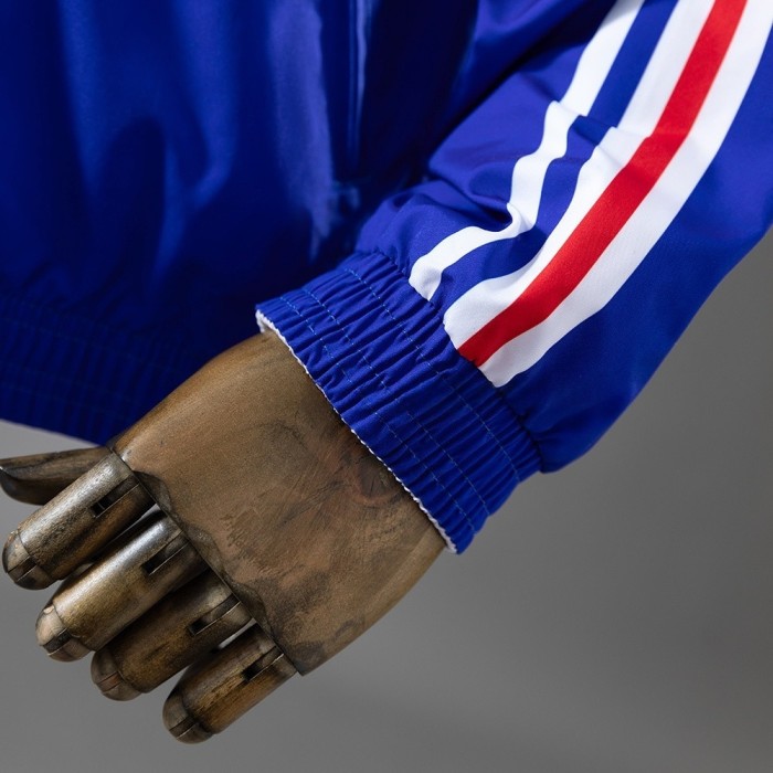 Japan Windbreaker 2025/26 Reversible Football Kit