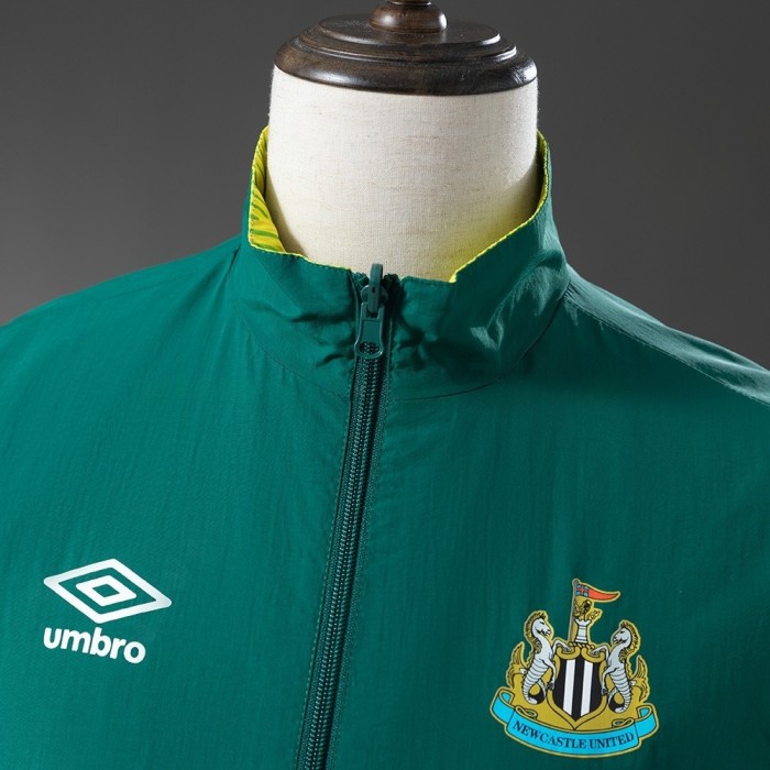 Newcastle United Windbreaker 2025/26 Reversible Football Kit