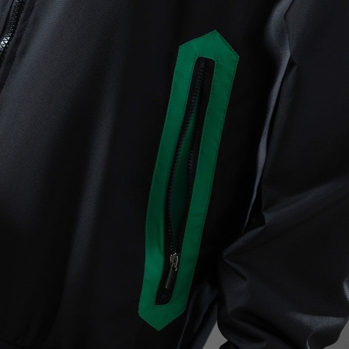 Real Betis Windbreaker 2025/26 Black White Football Kit