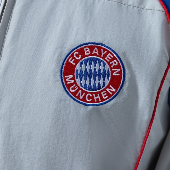 Bayern Munich Windbreaker 2025/26 Light Grey Football Soccer Jacket