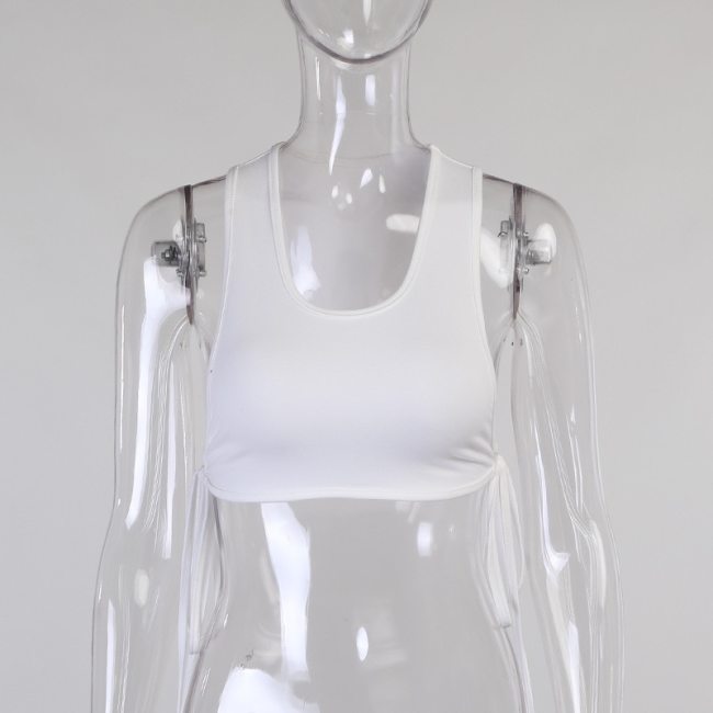 BOOFEENAA Sexy Super Short Tank Top 2021 Fashion Summer Clothes for Women Streetwear Basic Black White Crop Tops C68-AC10