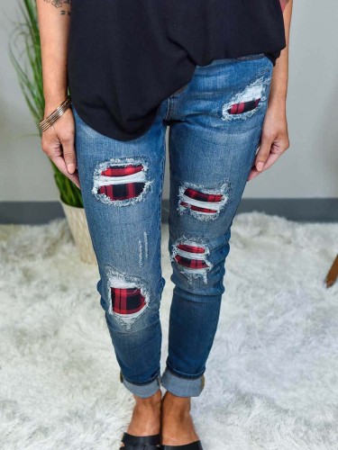 Woman's Blue Plaid Patch Destroyed Skinny Jeans