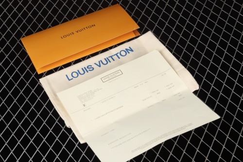 Authentic LV 2021ss early spring fashion catwalk sneakers 51Bcolore