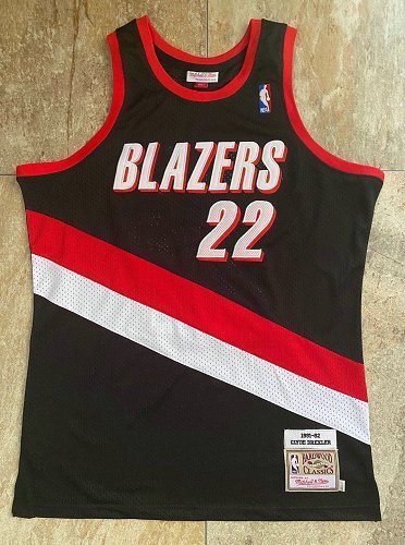 Men's Clyde Drexler Black Retro Classic Team Jersey