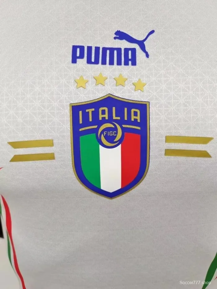 Player VISION 2022 Italy Away Soccer Jersey