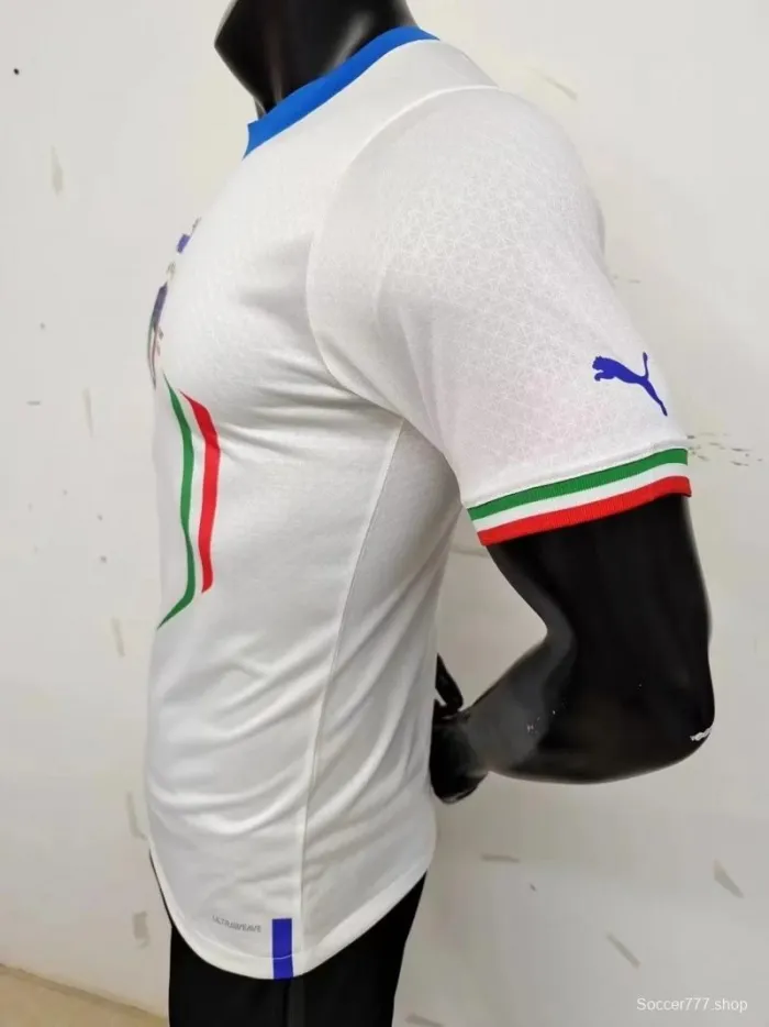 Player VISION 2022 Italy Away Soccer Jersey