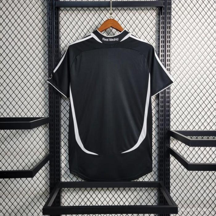 Retro 06-07 Real Madrid Two Guest