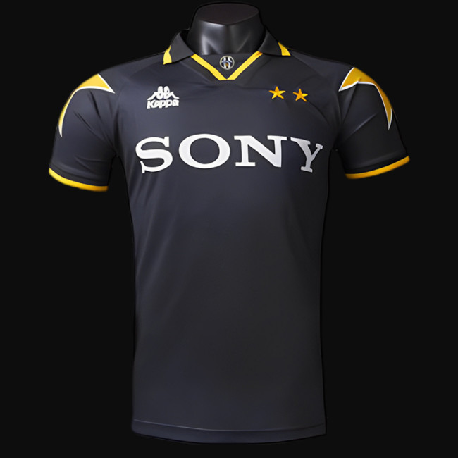 Retro 95/96 Juventus Third Black Jersey