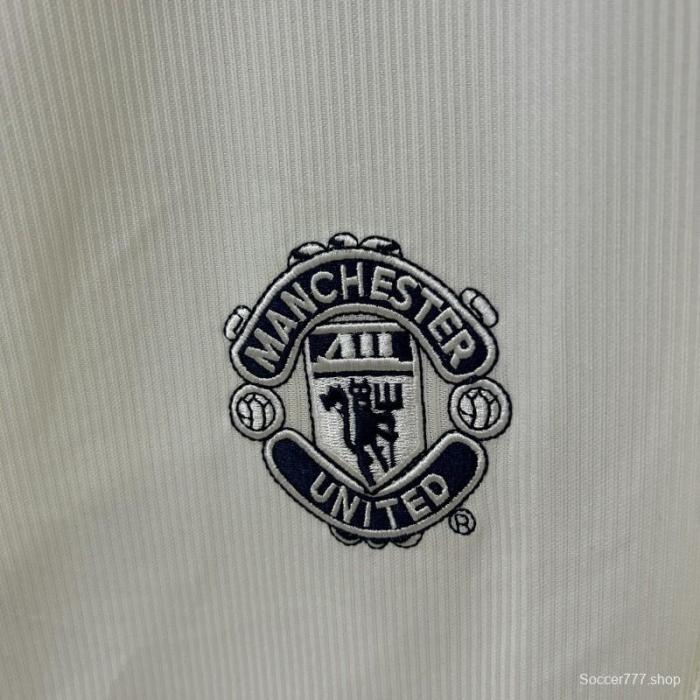 00/01 Retro Manchester United Away Jersey