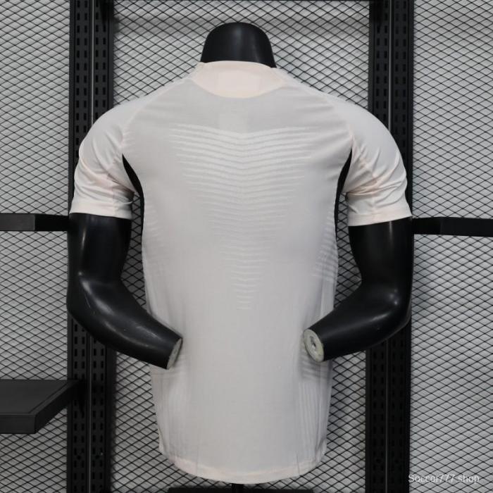 Player Version 25/26 Real Madrid White with Textured Pattern Jersey