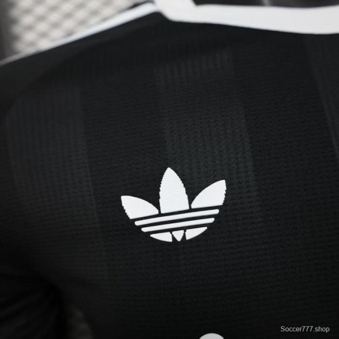 Player Version 25/26 Liverpool Black Goalkeeper Jersey