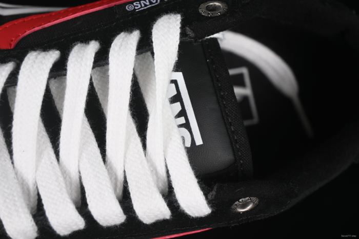 Vans Faulkner Low Top Casual Skate Shoes - VN000SJVPX8