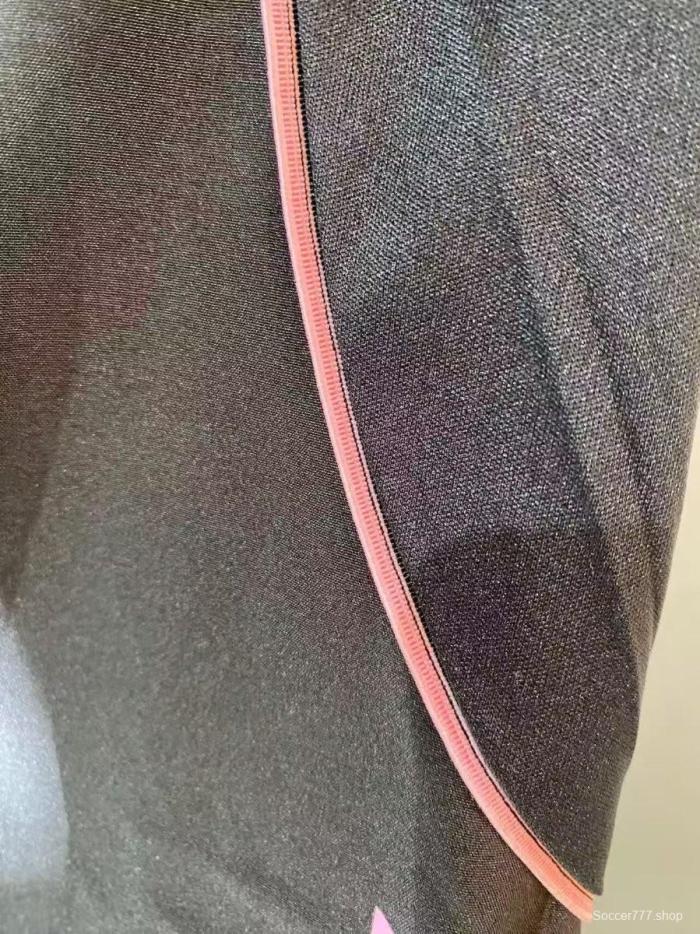 Player Version 25/26 Juventus Home Shorts