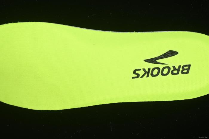 Brooks Glycerin Max Cushioned Marathon Running Shoes for Men - 1104471D099