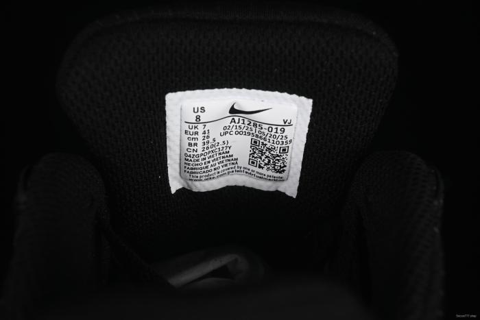 Nike Air Max 90 Retro Running Shoes with Air Cushion Technology - AJ1285-019