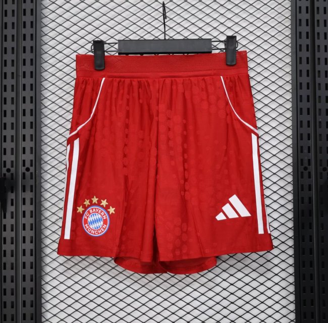 Player Version 25/26 Bayern Munich Home Shorts