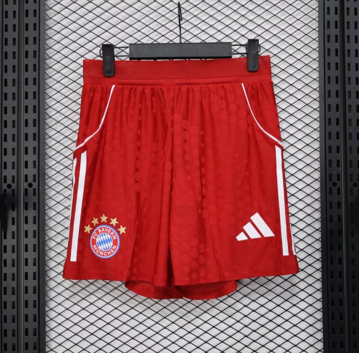 Player Version 25/26 Bayern Munich Home Shorts