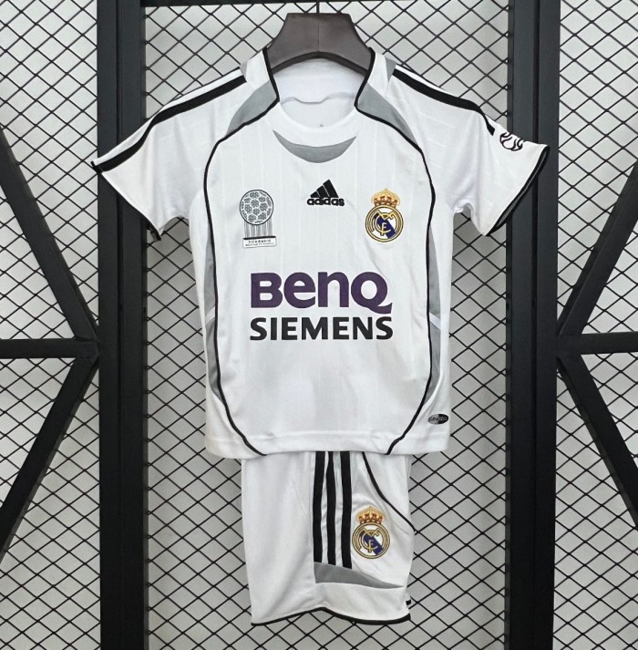 06/07 Kids Real Madrid Home Size 16-28 Jersey
