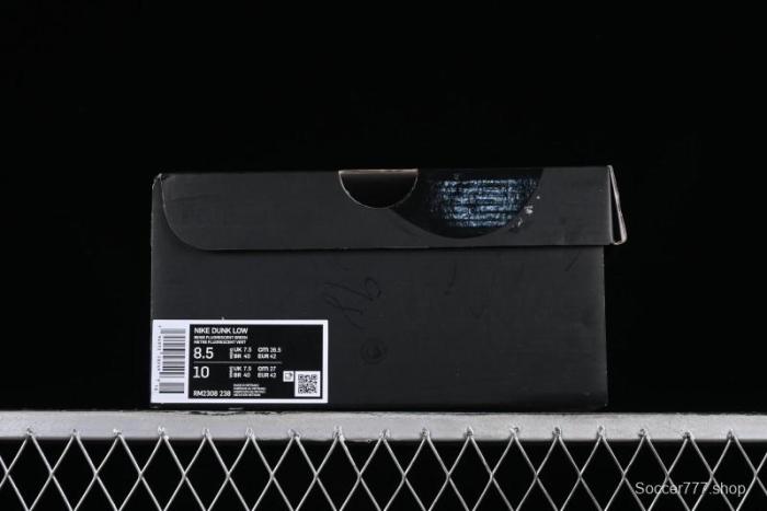 Supreme x Nike SB Dunk Low Deep Blue Colorway Low-Top Casual Skate Shoes - RM2308-238