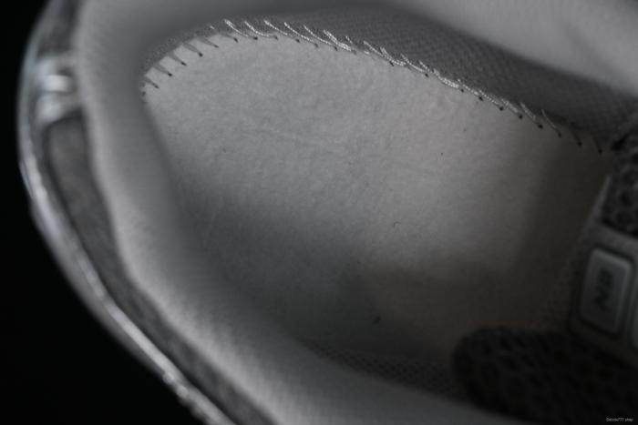 New Balance 1906 Series Retro Dad Style Casual Running Shoes - M1906REH