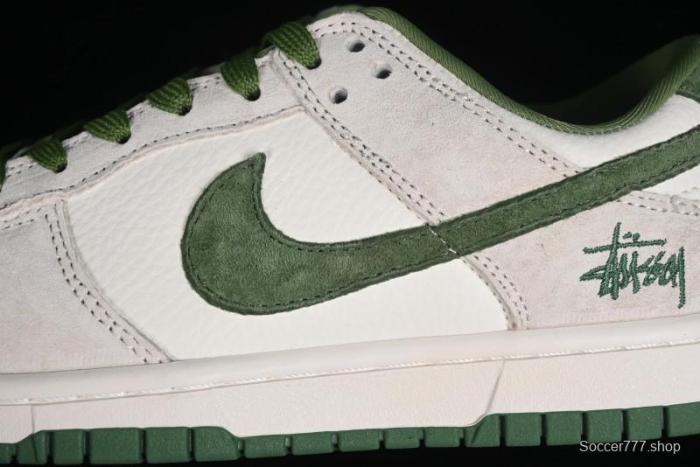 Stussy x Nike SB Dunk Low Retro Premium Casual Sneakers - DQ1098-340