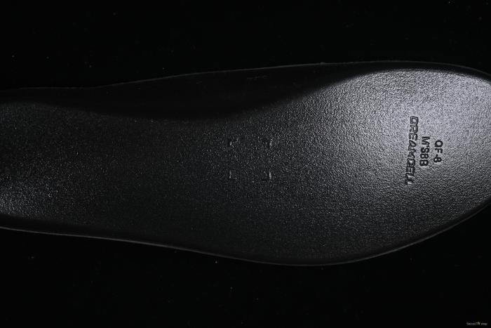 Nike Air Jordan 4 Retro  White Thunder  Basketball Shoes - FQ8138-001