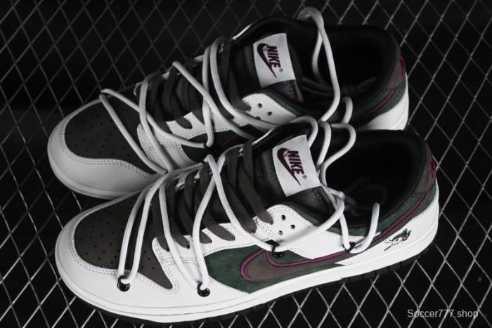 Nike SB Dunk Low Custom Collaboration Otomo Katsuhiro x Nike SB Dunk Low  Steamboy OST  - CT0856-102