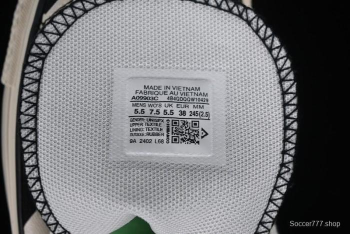 Converse All Star Lift High Top Platform Sneakers with Star Print - A09903C