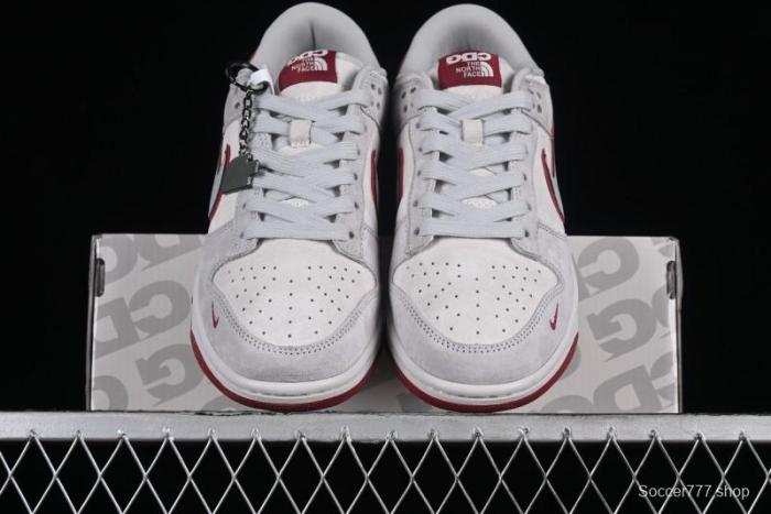 Nike Dunk Low The North Face CDG Collaboration - Grey Skateboard Shoes - DQ1098-336