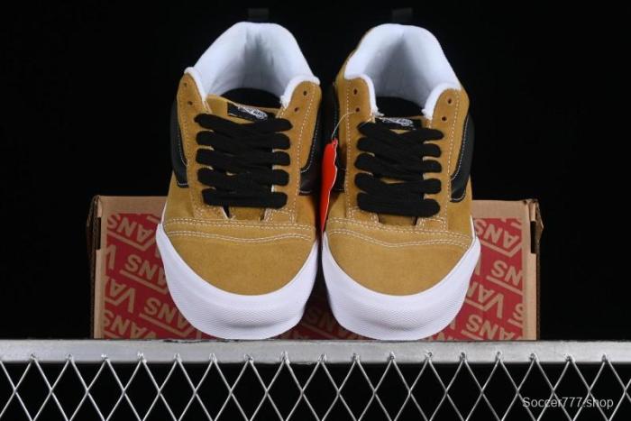 Vans Classics Knu Skool Retro Skate Shoes with Thick Tongue and Oversized Toe - VN0009QC5QJ1