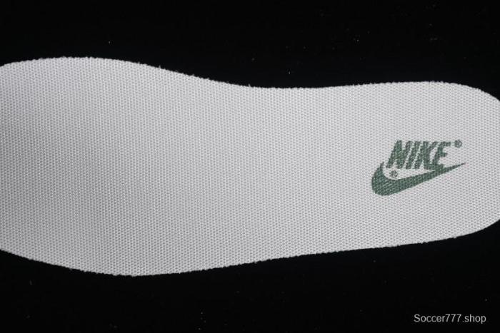 Stussy x Nike SB Dunk Low Retro Premium Casual Sneakers - DQ1098-340