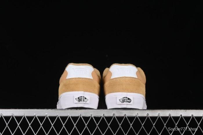 Vans Chukka Push Low-Top Skate Shoes in Beige with Slip-Resistant Sole - VN000CZW4MG