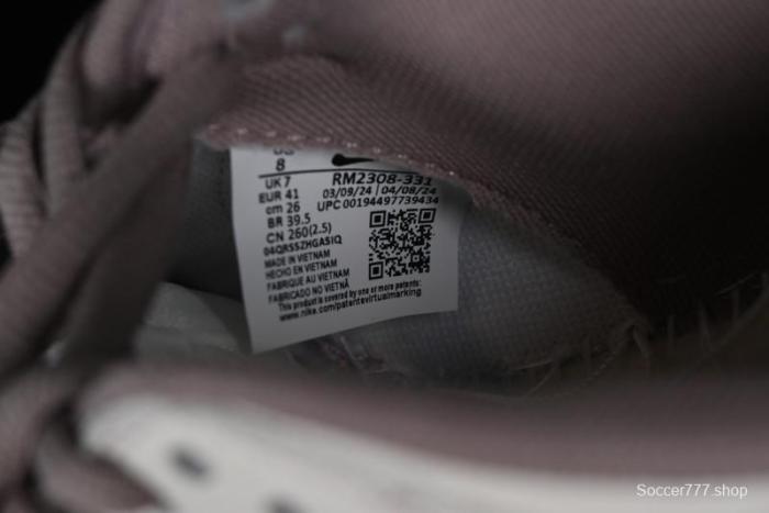 Nike Supreme SB Dunk Low Custom High-End Casual Skateboarding Shoes with Light Pink Colorway - RM2308-331 1