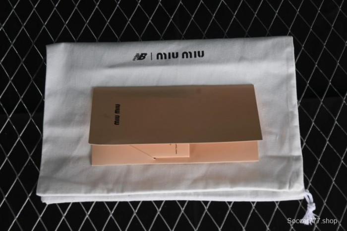 Miu Miu x New Balance 530 Low-Top Classic Retro Casual Running Sneakers - AJD4 1