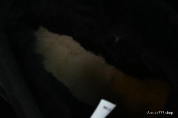 UGG Classic Ultra Mini Short Boots with Genuine Australian Sheepskin and TREADLITE Outsole - 1116109