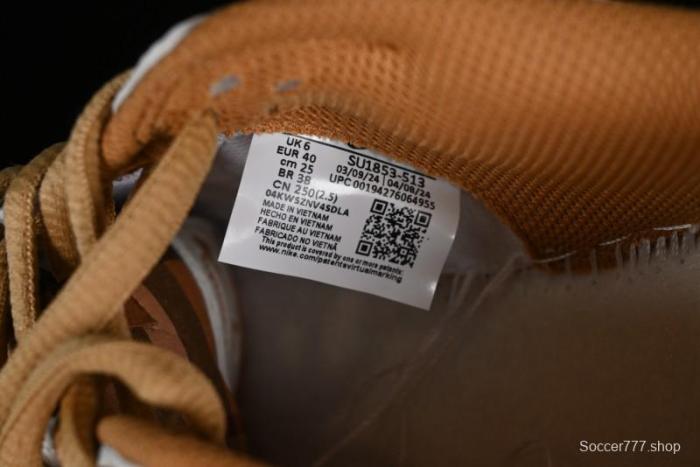 Nike SB Dunk Low Supreme Collaboration - Plaid Colorway SB Low Top Casual Skateboarding Shoes - SU1853-513 1