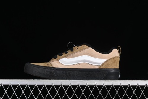 Vans Classics Knu Skool Retro Chunky Tongue Skate Shoes in Black/Brown - VN000CP6BXC 1