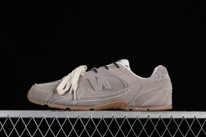 MiuMiu x New Balance 530 Low-Top Classic Retro Casual Running Shoes - AJD4 1