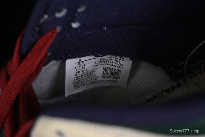 Nike SB Dunk Low Retro Skateboarding Shoes with Gorge Green and Red Swoosh Design - FV8106-361 1