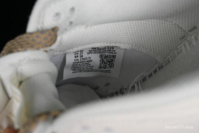 Nike SB Dunk Low Collaboration Three Swooshes Beige Gold Colorway Low-Top Casual Skateboarding Shoes - NK5639-326 1