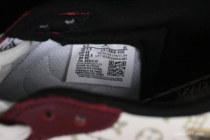 Nike Air Jordan 1 Low OG SP Travis Scott x Fragment Design Collaboration - LX1988-400 1