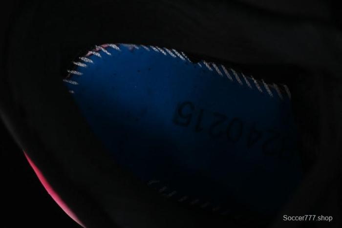 Asics Gel-Kayano 31 Running Shoes with Enhanced Cushioning and Breathable Design - 1012B670-003