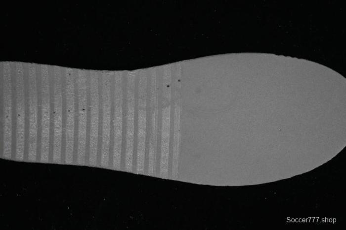 Nike Supreme x SB Dunk Low Panda Colorway Low-Top Casual Skate Shoes - RM2308-332 1