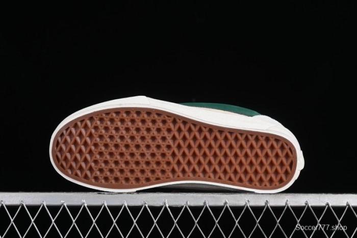 Vans Classics Knu Skool Retro Sneakers with Enlarged Toe and Thickened Tongue - VN009QCBDS 1