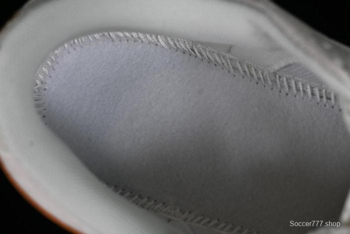 Supreme x Nike Dunk Low SB Skate Shoes with Zoom Air Cushion - XD6188-035 1