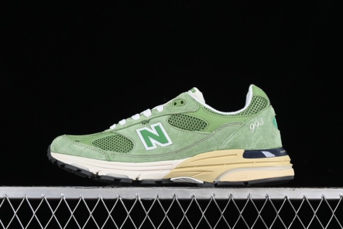 New Balance Made In USA M993 Series Classic Retro Running Shoes - U993WG