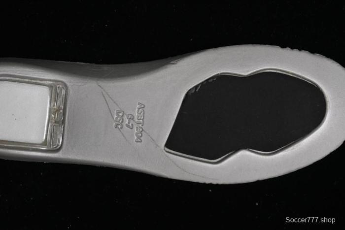 Nike HUF x SB Dunk Low NYC San Francisco Collaboration Skate Shoes - FD8775-100 1