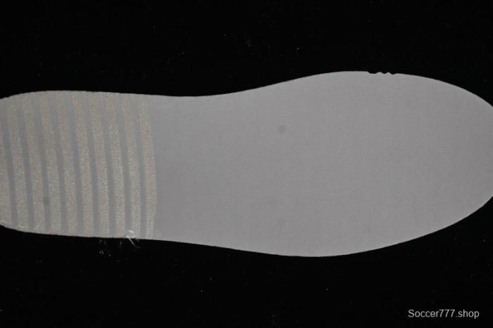 Supreme x Nike SB Dunk Low Anniversary Custom White Red Colorway Low-Top Casual Skate Shoes - BB8657-107 1