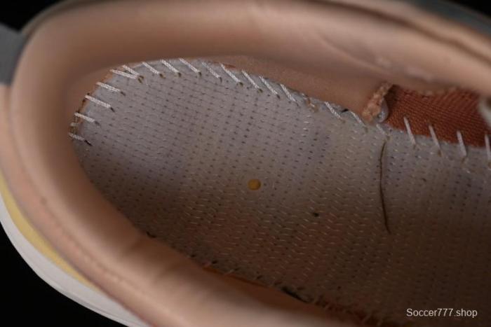 HOKA ONE ONE Bondi 8 Functional Cushioned Running Shoes with Soft EVA Midsole - 1123202 SSEG 1